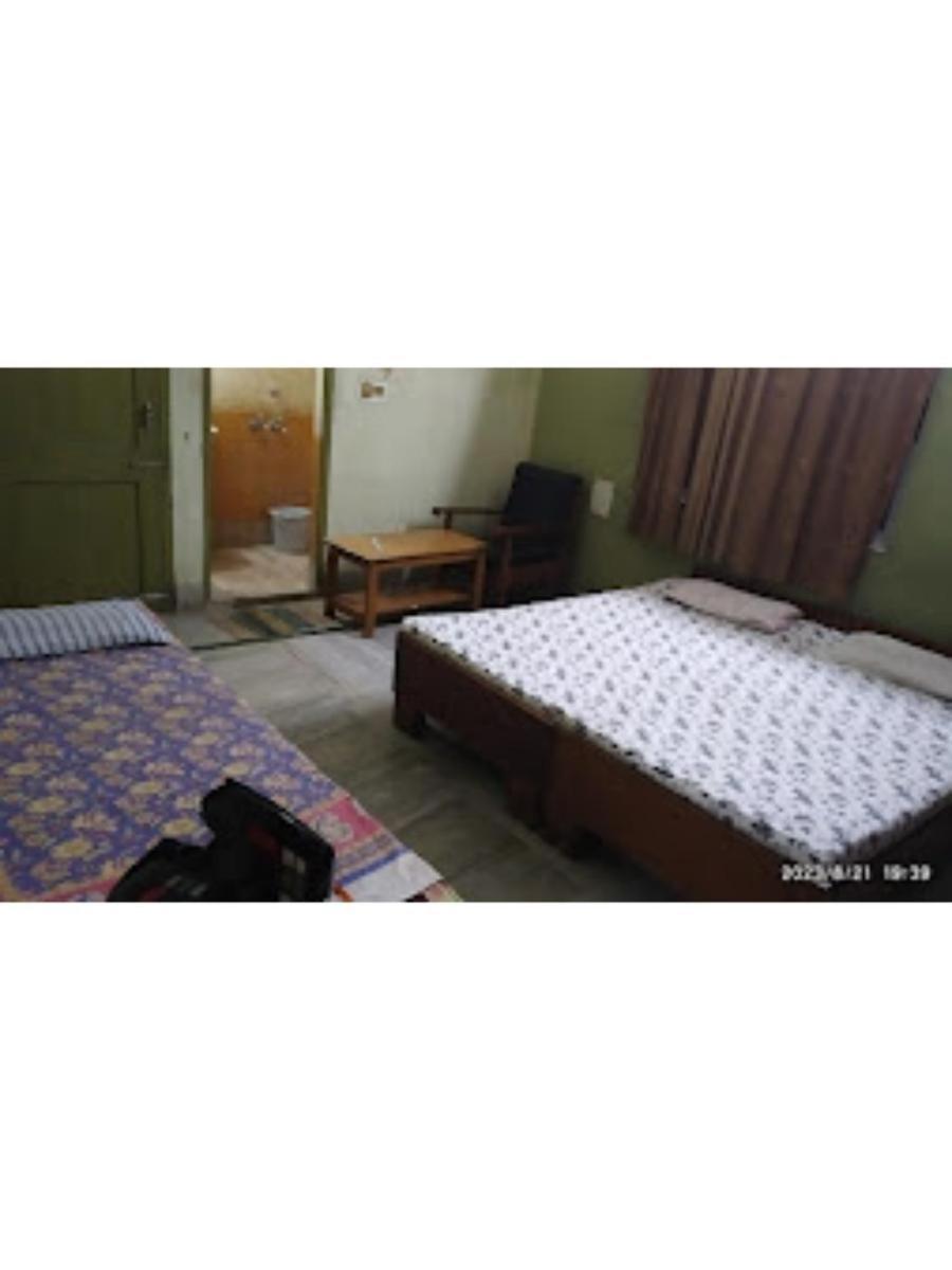 Roxy Inn,Cuttack Ngoại thất bức ảnh